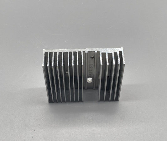 Vertical Mounting Aluminum Heatsink Customized Surface Treatment For Optimal Performance And Heat Management
